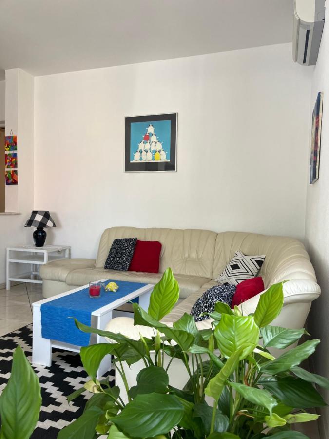 Old Town Center Apartments Supetar Exterior photo